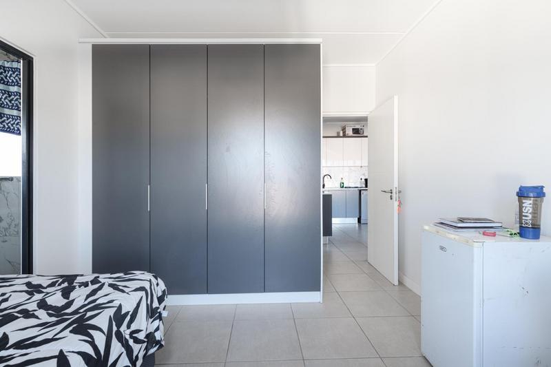 To Let 2 Bedroom Property for Rent in Somerset West Western Cape